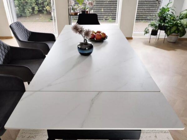 Раздвижной обеденный стол LACONI 160-220x90 cm белый мрамор/черныйÂ â€” Ð¸Ð·Ð¾Ð±Ñ€Ð°Ð¶ÐµÐ½Ð¸Ðµ 5
